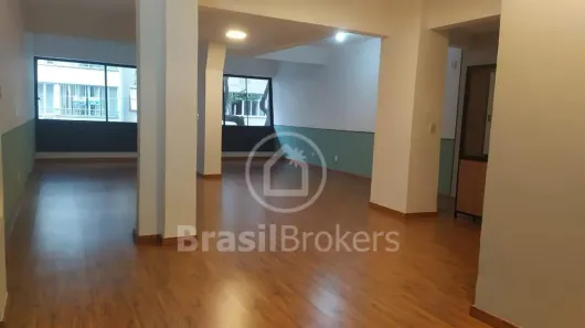 Imóvel Comercial à venda, 65m² no Copacabana, Rio de Janeiro
