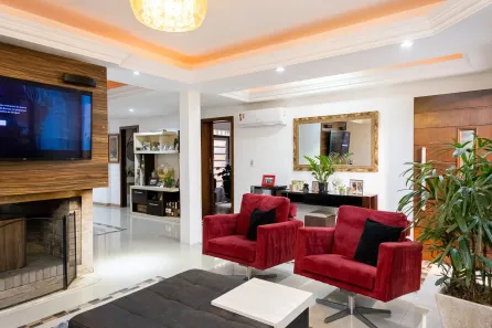 Casa com 4 Quartos à venda, 270m² no Centro, Pelotas