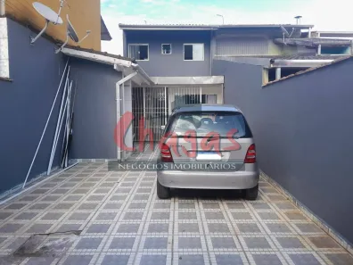 Sobrado com 3 Quartos à venda, 140m² no Rio do Ouro, Caraguatatuba