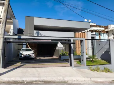 Casa com 3 Quartos à venda, 220m² no Jardim Belvedere, Volta Redonda