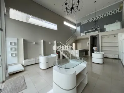Ponto Comercial para alugar, 170m² no Centro, Uberlândia