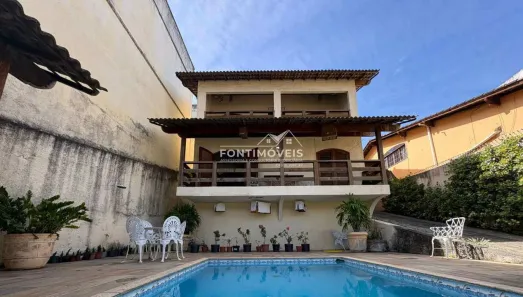 Casa com 4 Quartos para alugar, 381m² no Taquara, Rio de Janeiro