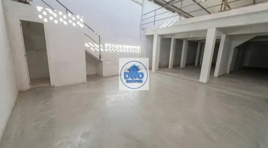 Galpão/Depósito/Armazém para alugar, 300m² no Curicica, Rio de Janeiro