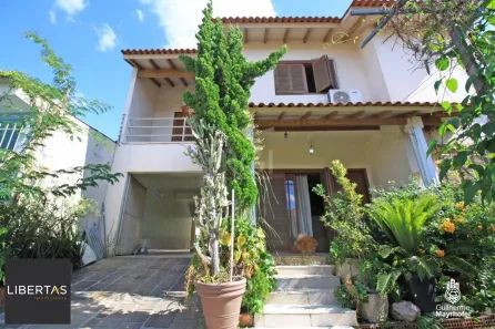 Casa com 4 Quartos à venda, 239m² no Jardim Sabará, Porto Alegre