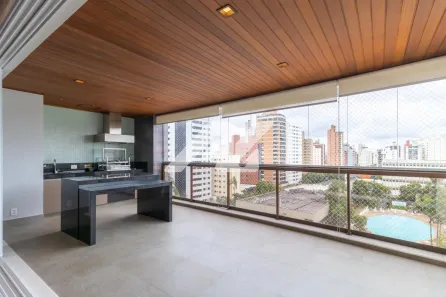 Apartamento com 3 Quartos para alugar, 197m² no Cambuí, Campinas