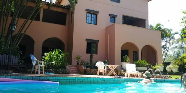 Sobrado com 5 Quartos à venda, 540m² no Morro dos Barbosas, São Vicente