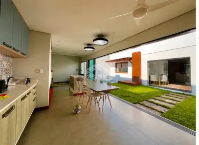 Casa com 3 Quartos à venda, 348m² no Tomazetti, Santa Maria