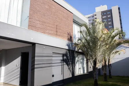 Casa com 4 Quartos à venda, 300m² no Centro, Lavras