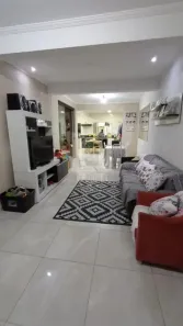 Sobrado com 4 Quartos à venda, 211m² no Parque Vitória Régia, Sorocaba