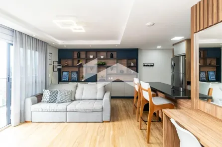 Apartamento com 2 Quartos à venda, 65m² no Centro, Curitiba
