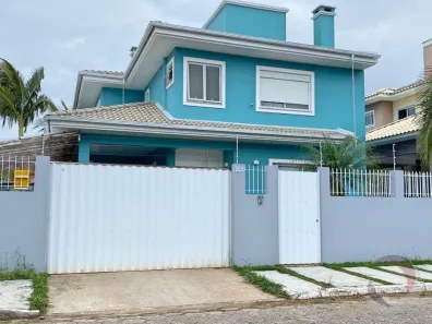 Casa com 4 Quartos à venda, 173m² no Carianos, Florianópolis