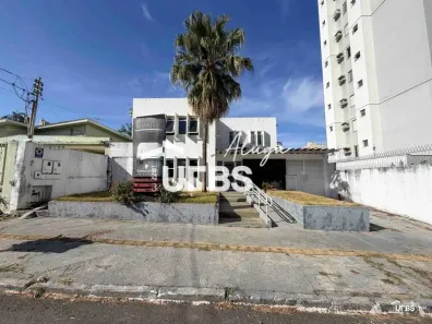 Imóvel Comercial com 6 Quartos para alugar, 440m² no Setor Aeroporto, Goiânia