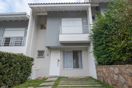Casa com 3 Quartos para alugar, 180m² no Sambaqui, Florianópolis