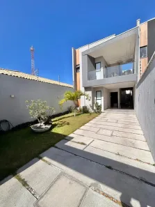 Sobrado com 4 Quartos à venda, 177m² no Edson Queiroz, Fortaleza