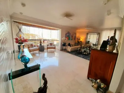 Apartamento com 4 Quartos à venda, 200m² no Itaim Bibi, São Paulo