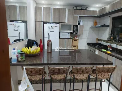 Sobrado com 3 Quartos à venda, 116m² no Jardim Rizzo, Guarulhos