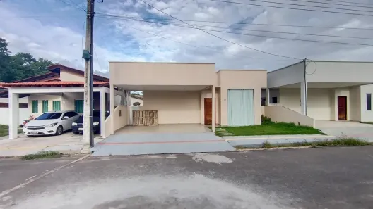 Casa de Condomínio com 2 Quartos para alugar, 190m² no Cabralzinho, Macapá