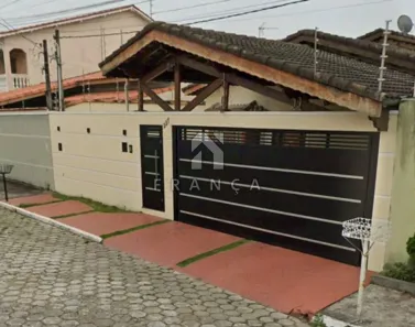 Imóvel Comercial com 3 Quartos à venda, 220m² no Jardim Santa Maria, Jacareí