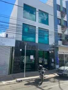 Prédio Comercial para alugar, 300m² no Centro, Montes Claros