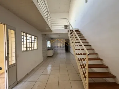 Casa com 3 Quartos para alugar, 180m² no Cidade Jardim, Americana