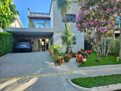 Casa de Condomínio com 4 Quartos à venda, 248m² no Loteamento Portal do Sol II, Goiânia
