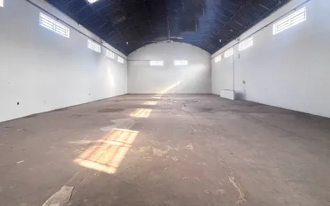 Galpão/Depósito/Armazém para alugar, 703m² no Vila João Jorge, Campinas