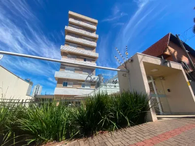 Apartamento com 2 Quartos para alugar, 80m² no Zona 08, Maringá