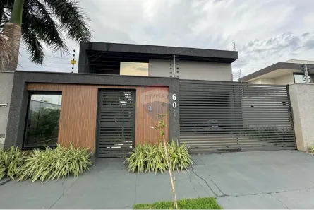 Casa com 3 Quartos à venda, 206m² no Jardim Residencial Sunflower, Rondonópolis
