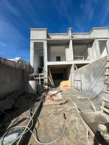 Sobrado com 3 Quartos à venda, 97m² no Alto Boqueirão, Curitiba