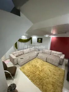 Sobrado com 4 Quartos à venda, 250m² no Xaxim, Curitiba