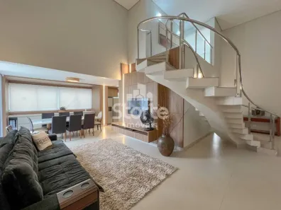 Casa com 4 Quartos à venda, 360m² no Morada da Colina, Uberlândia