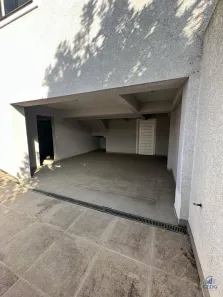 Casa com 3 Quartos à venda, 207m² no Capão Raso, Curitiba