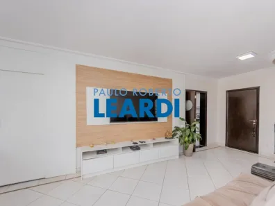 Apartamento com 3 Quartos à venda, 185m² no Vila Gumercindo, São Paulo