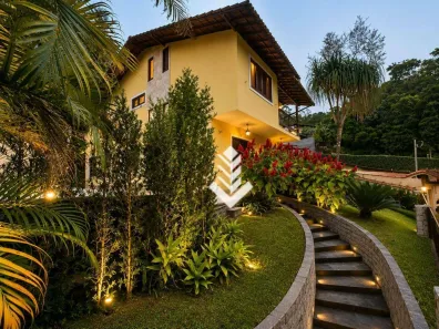 Casa com 3 Quartos à venda, 300m² no Centro, Nova Friburgo