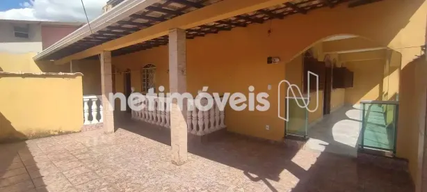 Casa com 4 Quartos para alugar, 120m² no Vila Universal, Betim