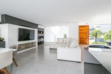 Casa de Condomínio com 3 Quartos à venda, 270m² no Hípica, Porto Alegre