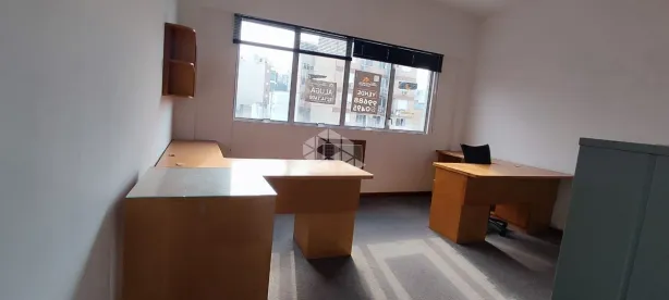 Sala Comercial à venda, 38m² no Centro Histórico, Porto Alegre