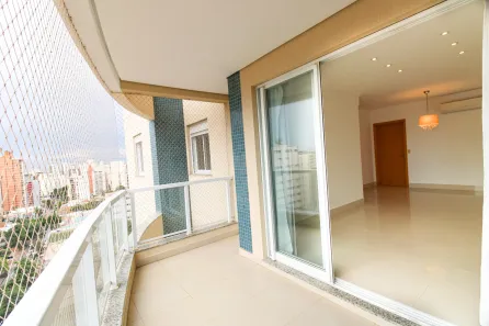 Apartamento com 3 Quartos para alugar, 107m² no Cambuí, Campinas