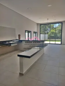 Casa com 4 Quartos para alugar, 389m² no Loteamento Residencial Reserva dos Lagos, Pindamonhangaba