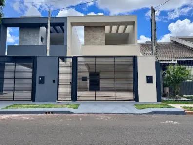 Sobrado com 3 Quartos à venda, 217m² no Jardim Higienópolis, Maringá