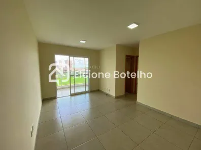 Apartamento com 2 Quartos para alugar, 36m² no Alto Umuarama, Uberlândia