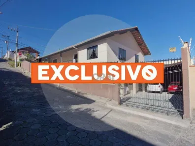 Casa com 2 Quartos à venda, 283m² no Água Verde, Blumenau