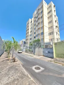 Apartamento com 3 Quartos para alugar, 80m² no Araés, Cuiabá