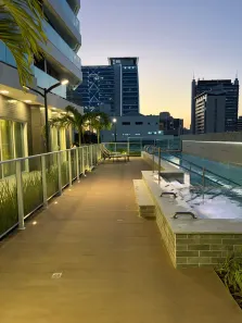 Apartamento com 2 Quartos para alugar, 58m² no Meireles, Fortaleza