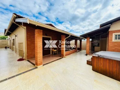 Casa com 3 Quartos à venda, 241m² no Jardim Claret, Rio Claro