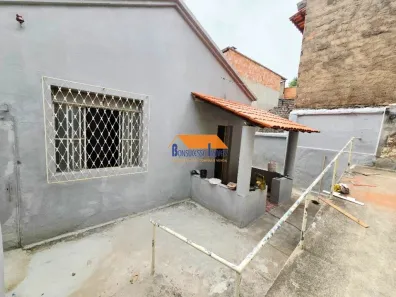 Casa com 3 Quartos à venda, 110m² no Cachoeirinha, Belo Horizonte