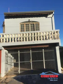 Casa com 3 Quartos à venda, 144m² no Jardim Taiti, São Carlos