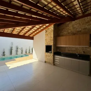 Casa com 3 Quartos à venda, 183m² no Parque das Laranjeiras, Uberaba