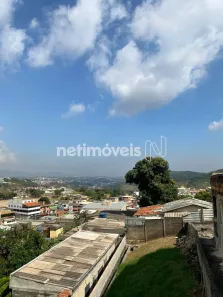 Casa com 1 Quarto à venda, 360m² no Parque Elizabeth, Ibirité