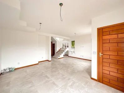 Casa com 4 Quartos à venda, 129m² no Vargem Grande, Teresópolis
